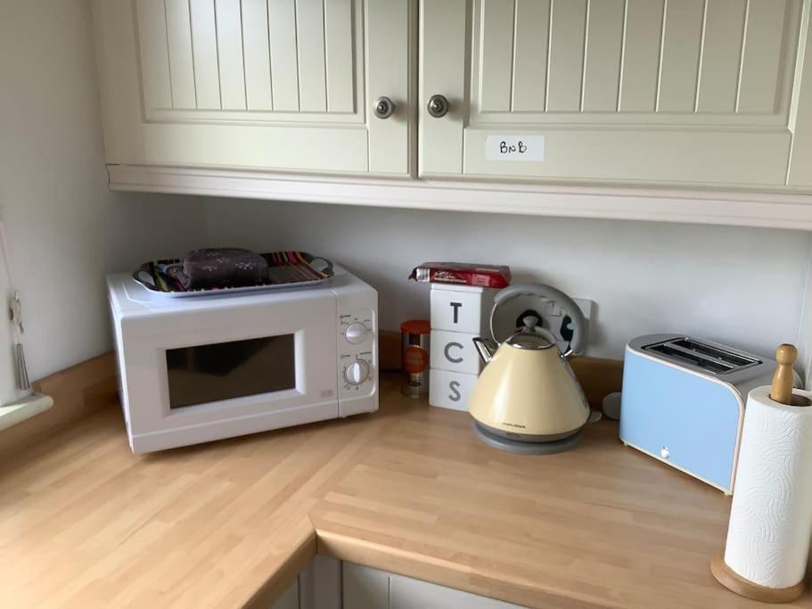 Badsey Cotswold Edge Guest Suite With Broadway Hill View מראה חיצוני תמונה