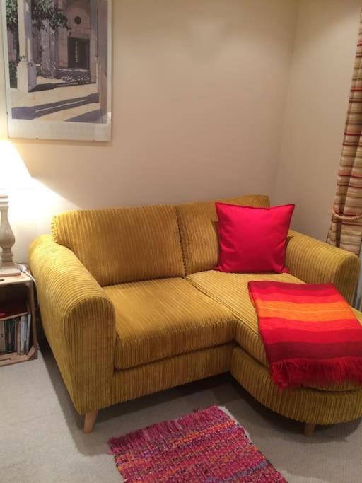 Badsey Cotswold Edge Guest Suite With Broadway Hill View מראה חיצוני תמונה